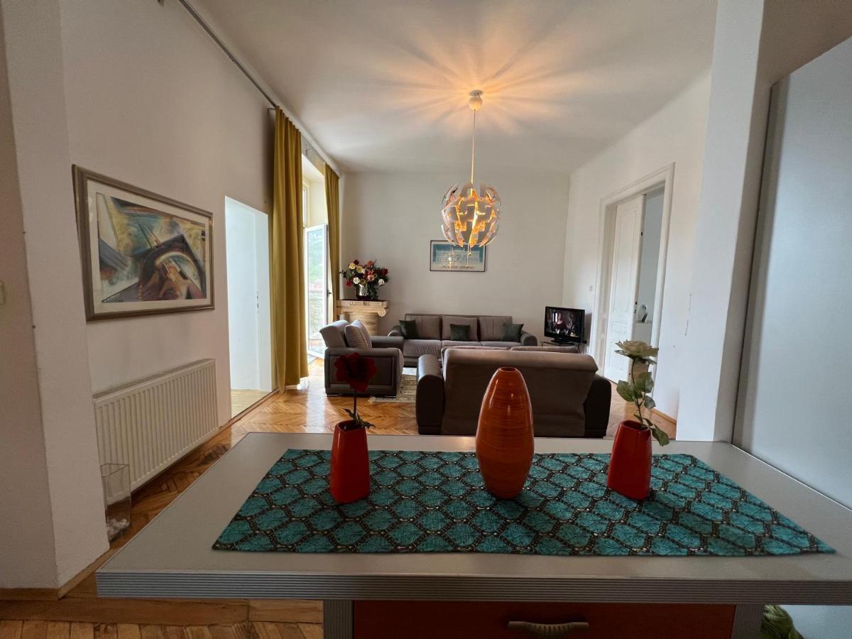 Апартаменты Apartman Happy Сараево Экстерьер фото
